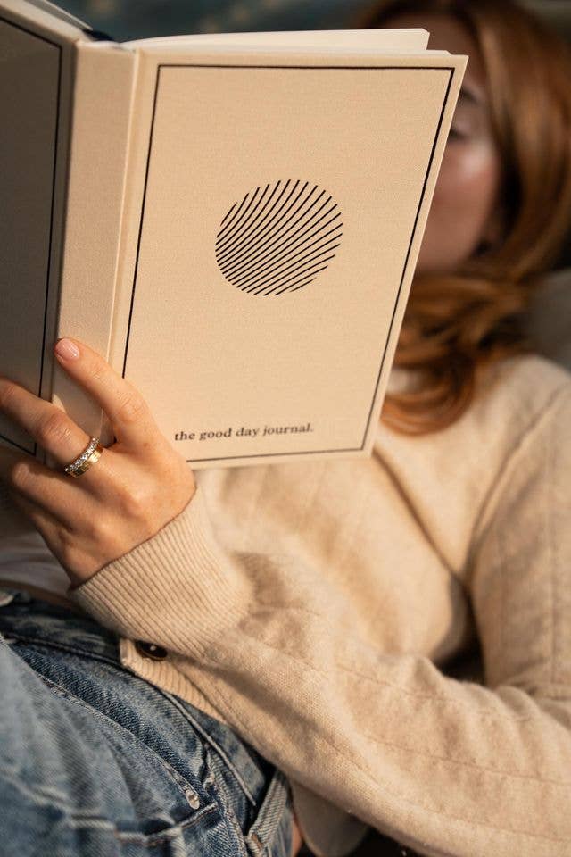 The Good Day Journal | Mindfulness & Gratitude Journal 