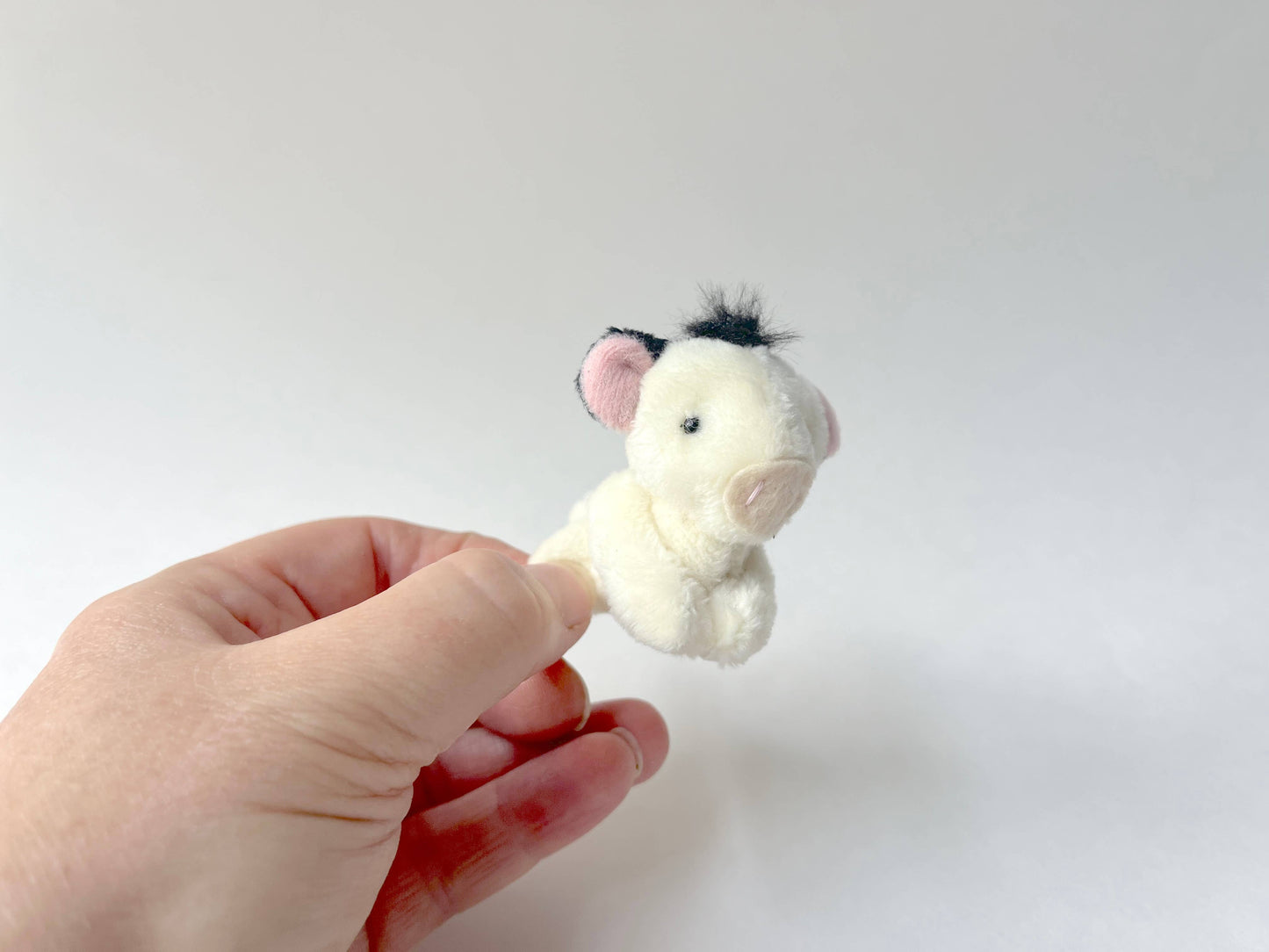 Miniature Plush Cow Keychain Pendant Backpack Charm Doll Toy