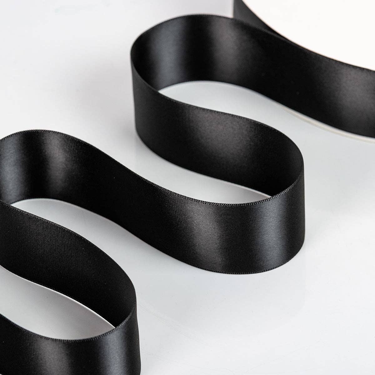 Black 06 Double Faced Satin Ribbon 100-Yard Roll
